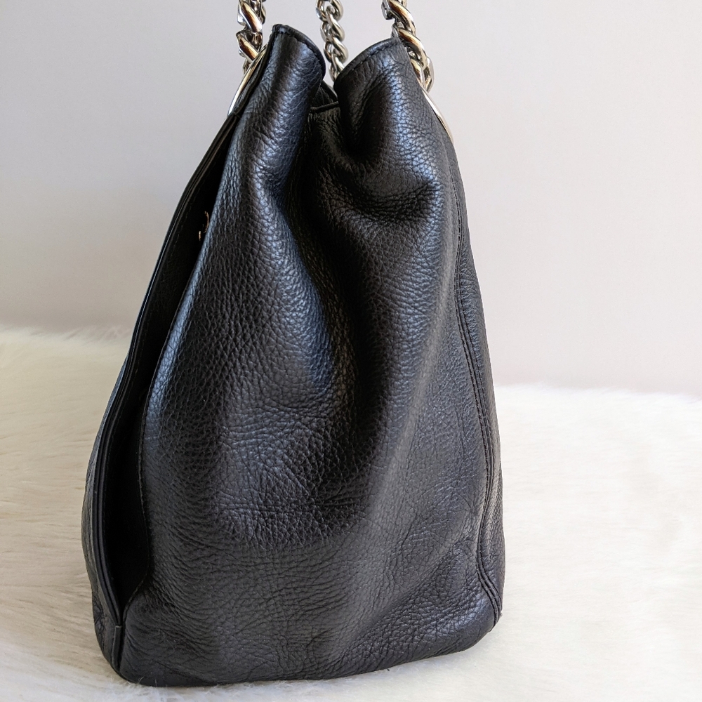 Valentino Luisa Black Leather Tote Bag With Silver Metal Chain Straps - Picture 10 of 16